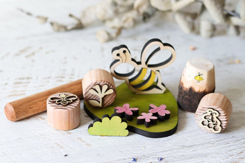 Little Bee Gift Box